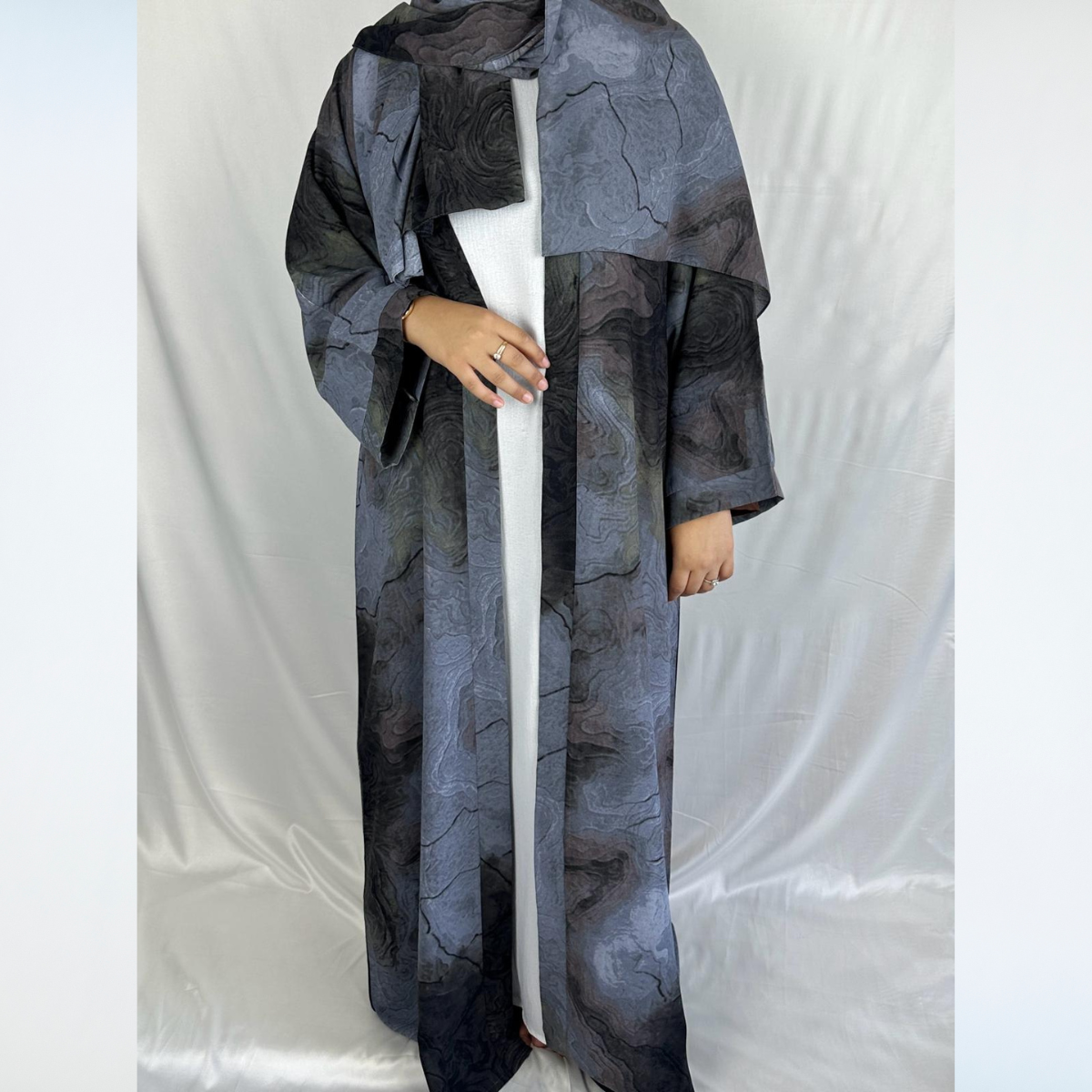 Rawdah Marble Print Abaya with Inner Dress - 4pcs