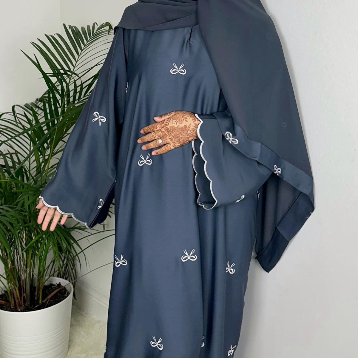 Coquette Abaya
