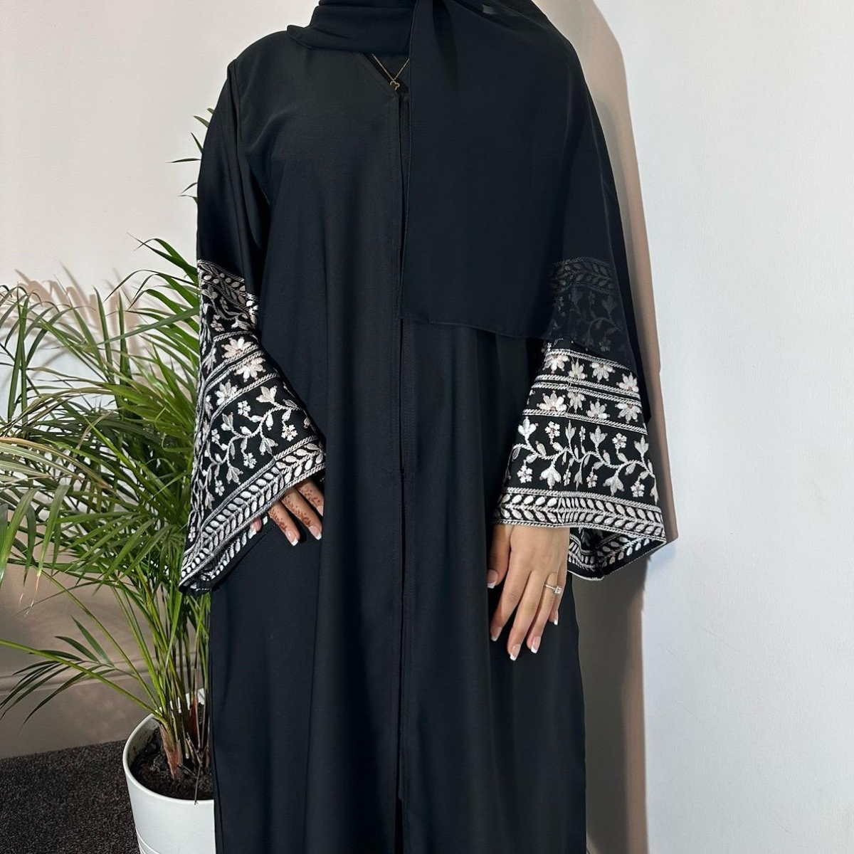 Amirah Abaya