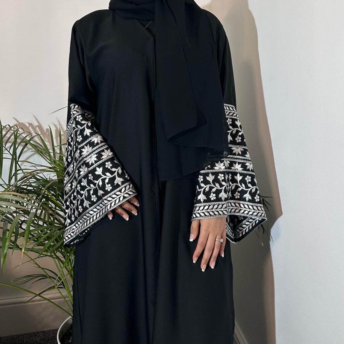 Amirah Abaya