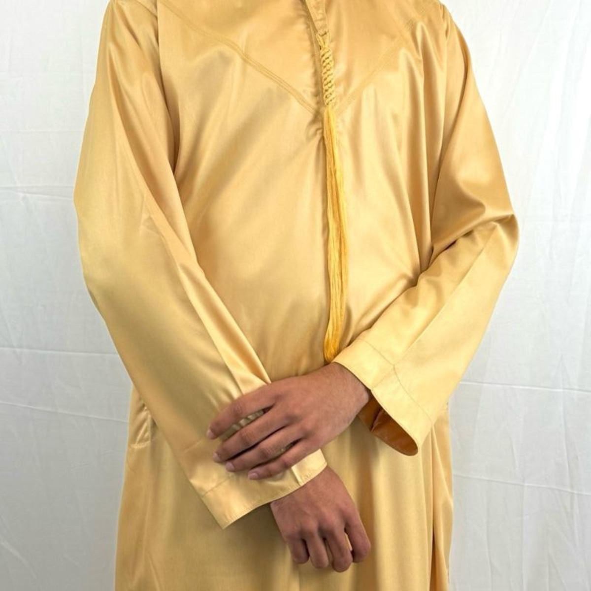 Emirati Thobes