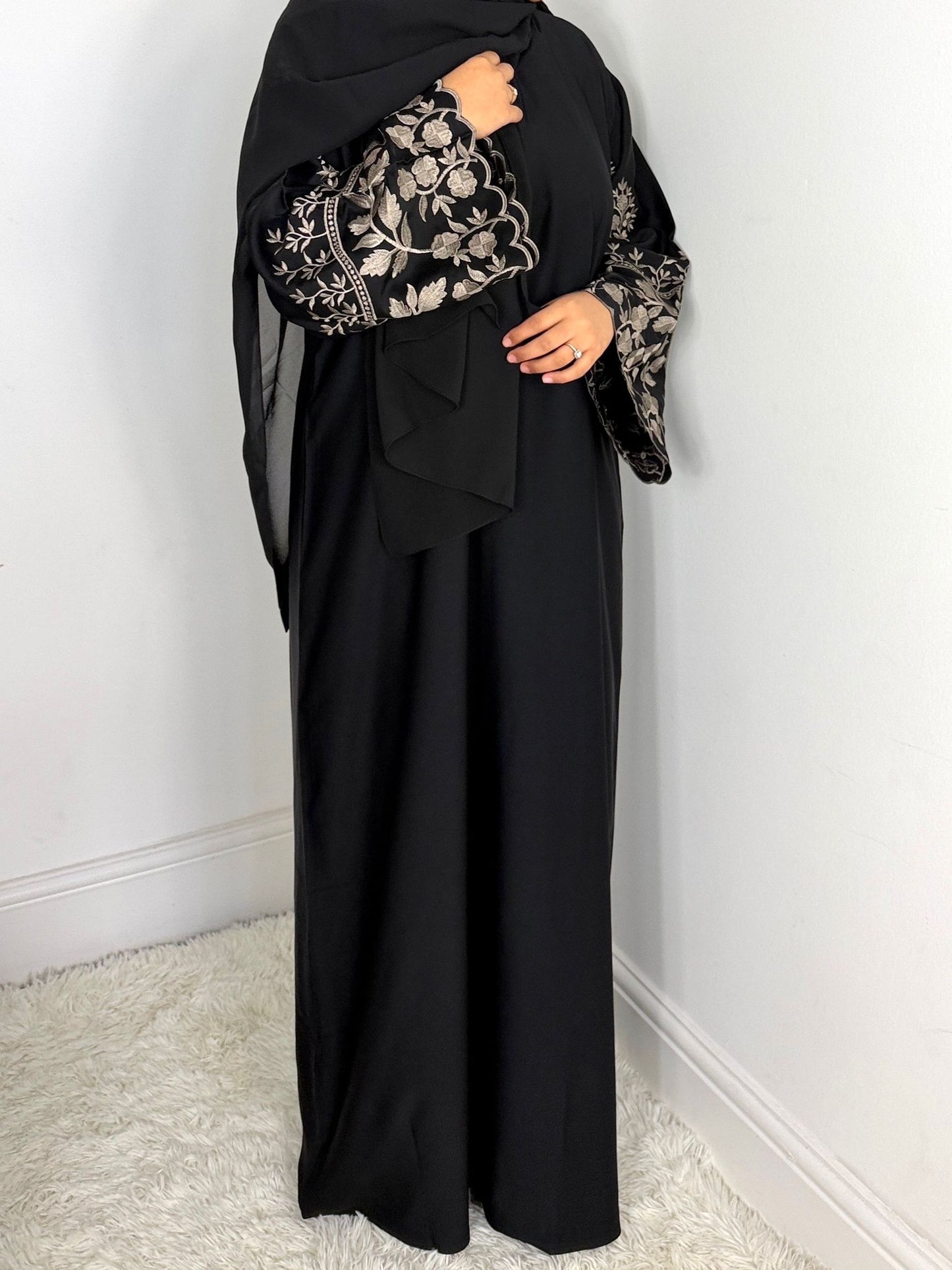 Maira Abaya