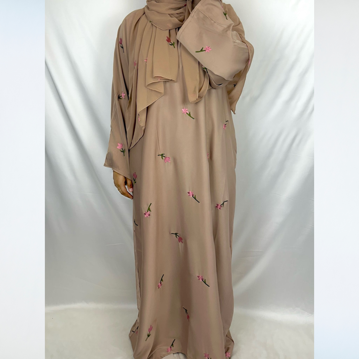 Mona Abaya with Embroidery Scarf