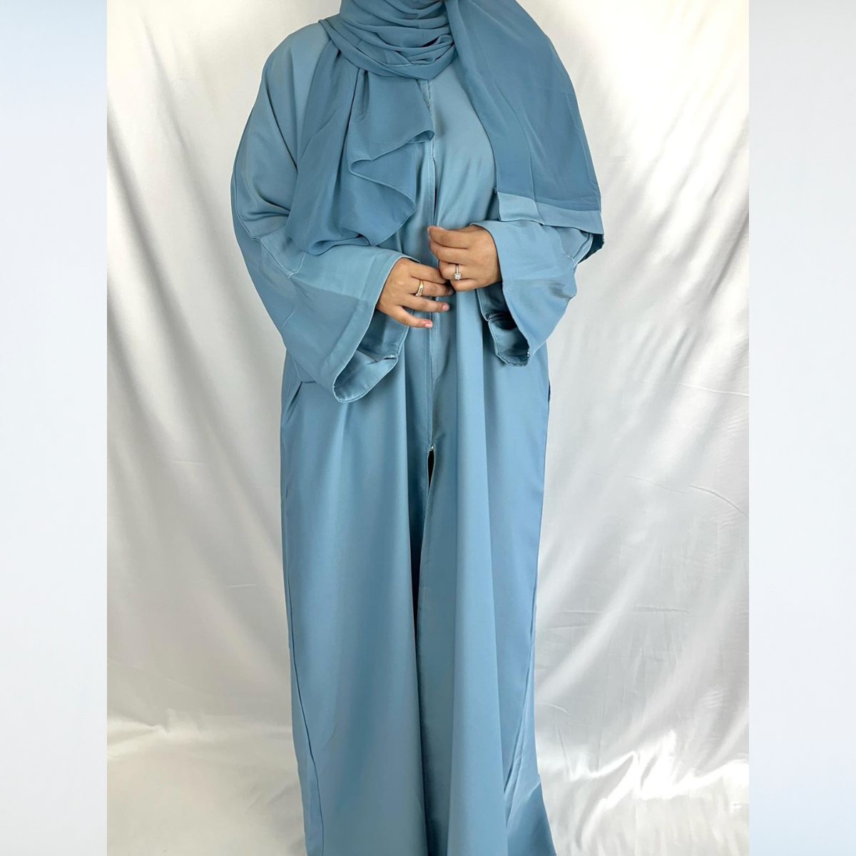 Rawdah Nida Open Abaya