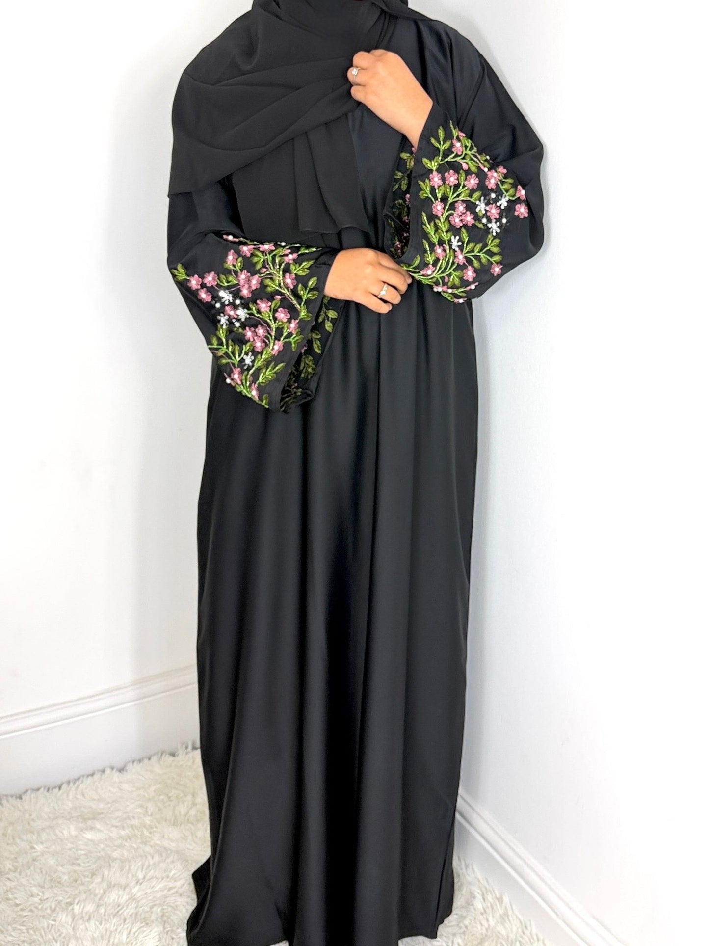 Raina Abaya