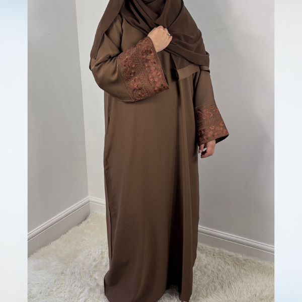 Asma Abaya
