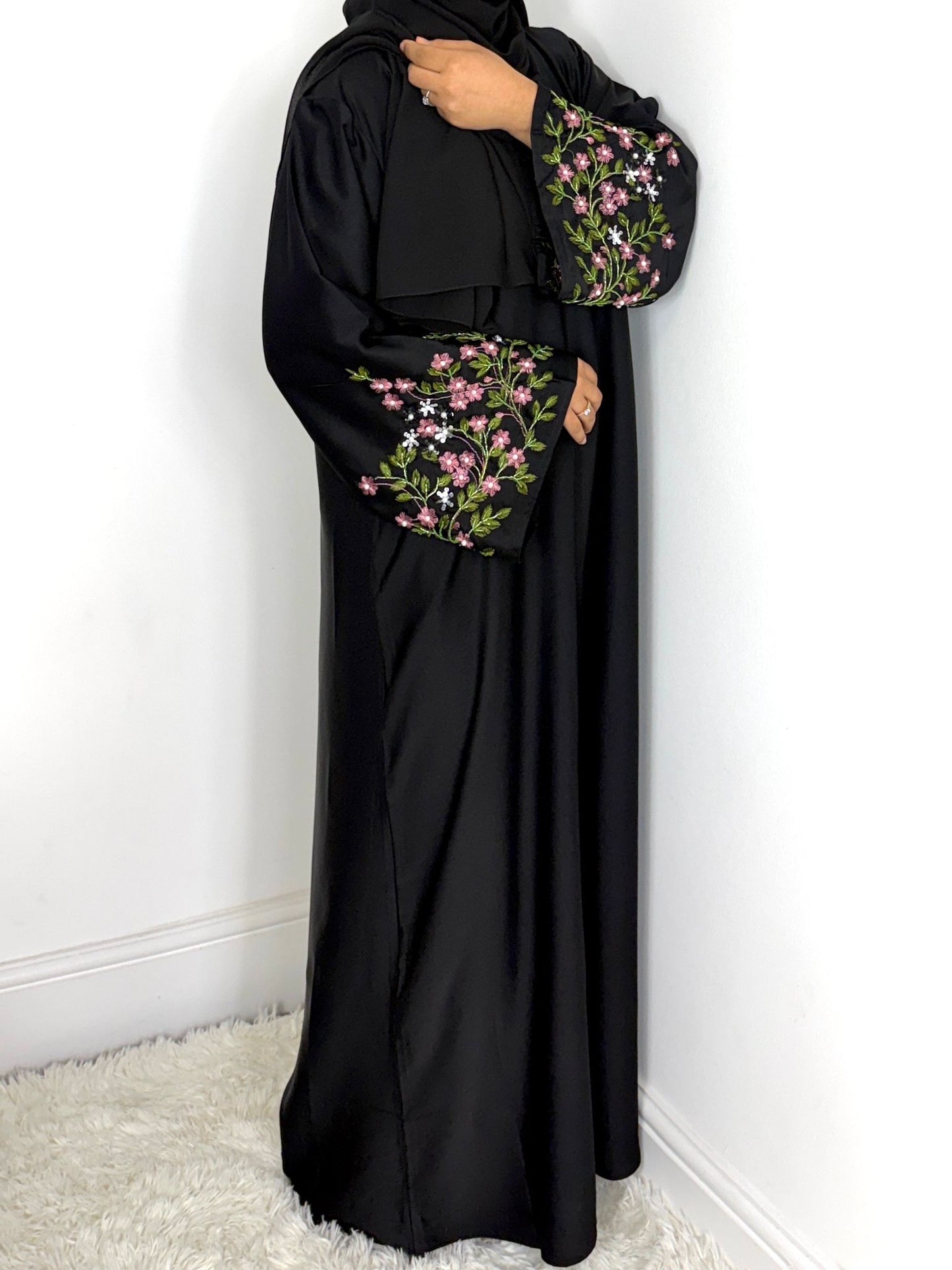 Raina Abaya