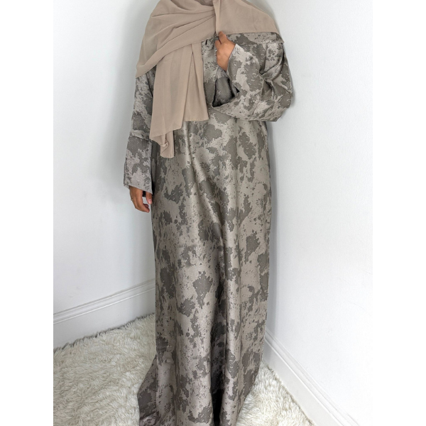 Rawdah Printed Closed Abaya
