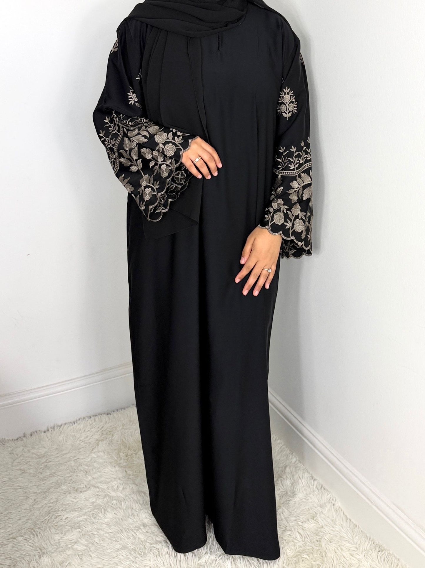 Maira Abaya