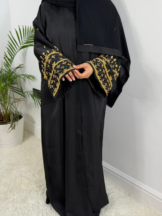 Yumna Abaya