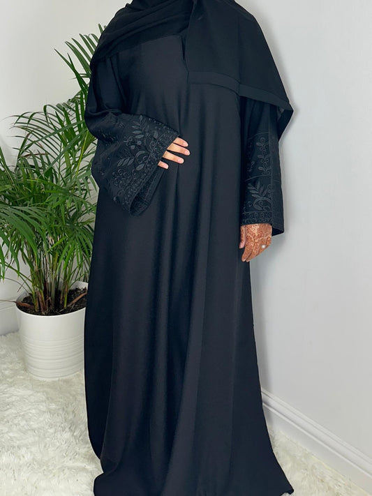 Amina Abaya