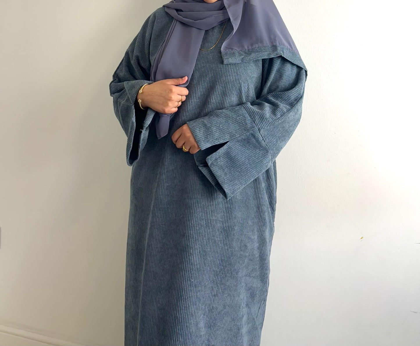 Rawdah Corduroy Abaya