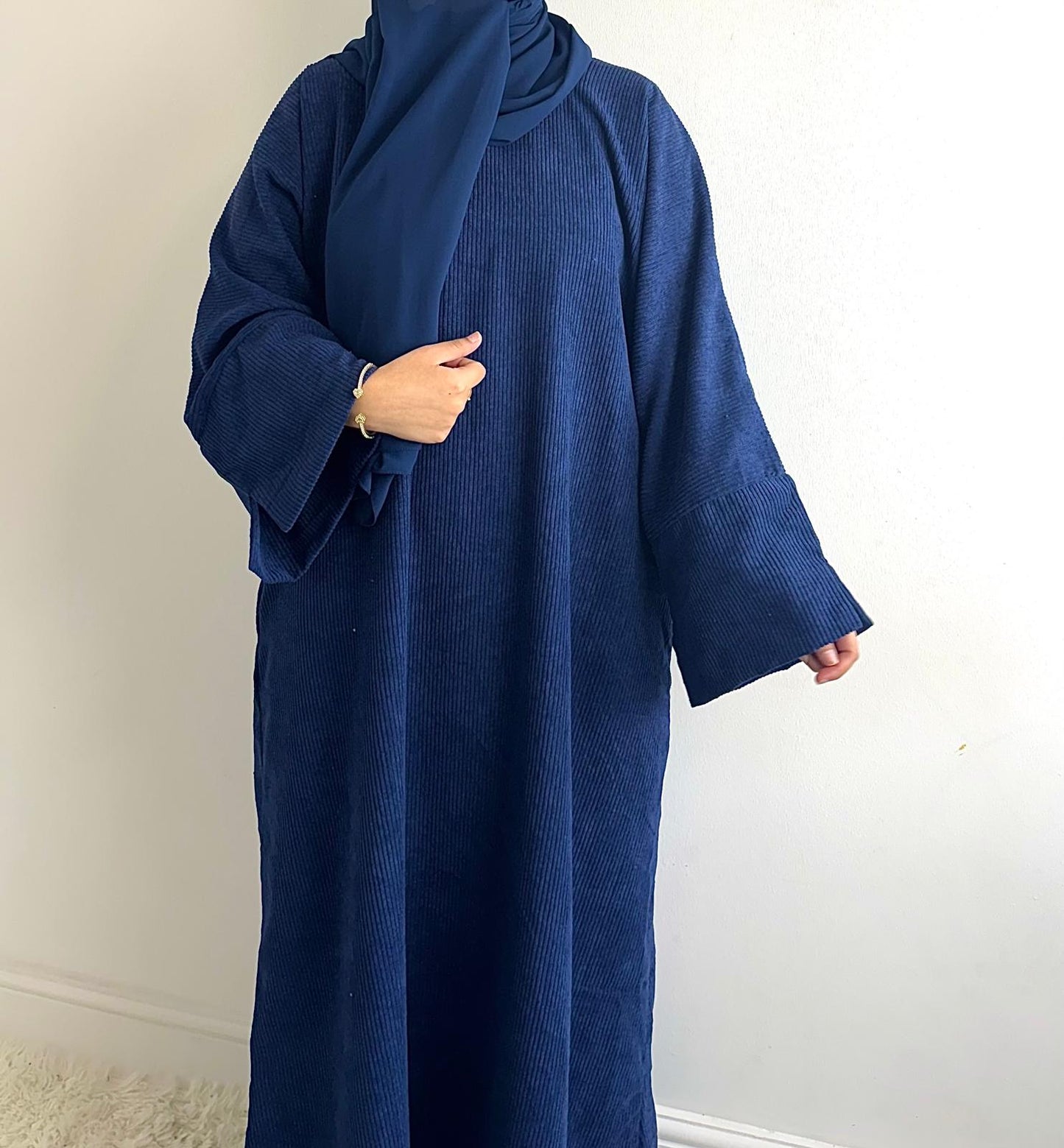 Rawdah Corduroy Abaya